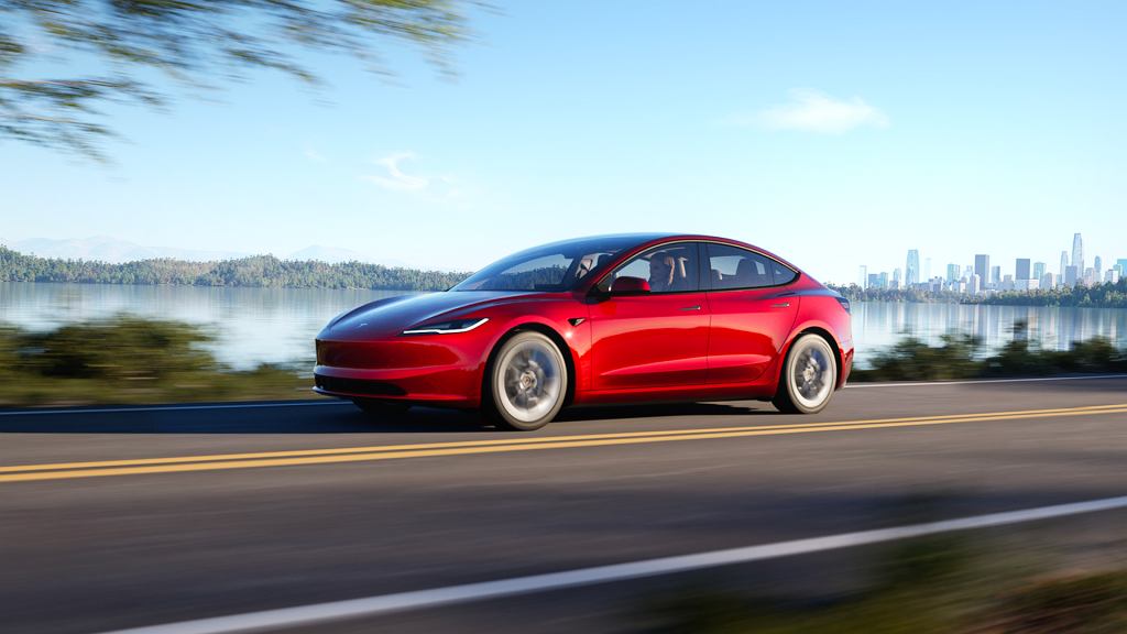 Сколько стоит Tesla Model 3? Прейскурант выше 200 000 злотых. злотых, но реально ниже