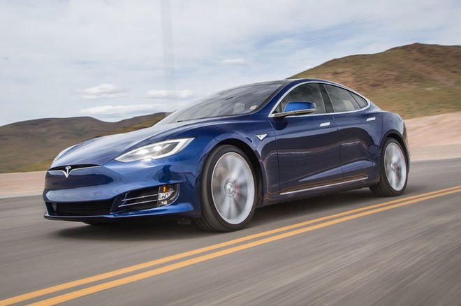 Tesla взлетит с Пайкс Пика