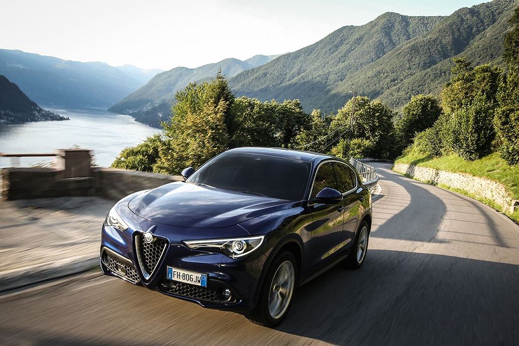 Тест Alfa Romeo Stelvio 2.2 Turbo Diesel (210 л.с.) AT8 Q4 - Назад в игру