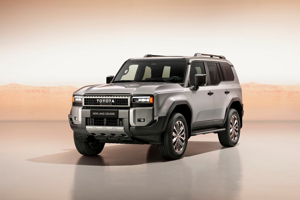 Польский прайс-лист на новый Toyota Land Cruiser. Дизель с автоматической коробкой передач и пятью вариантами оснащения