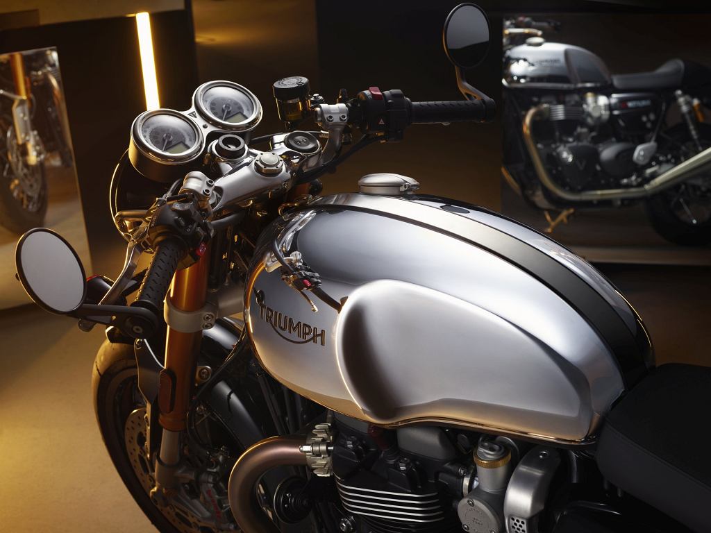 10 уникальных мотоциклов Triumph сияют хромом. Они будут продаваться только один год.