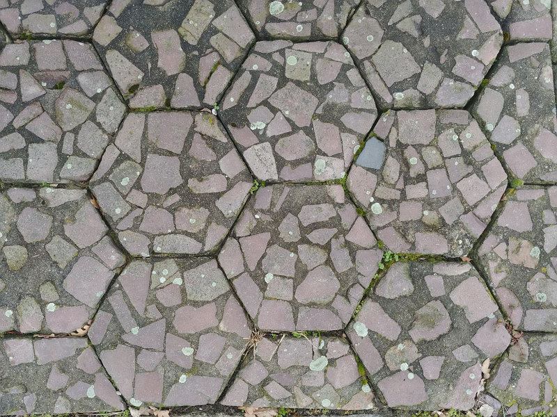 Трылинки, или как шестигранные плиты заполонили Польшу и чем они лучше квадратных