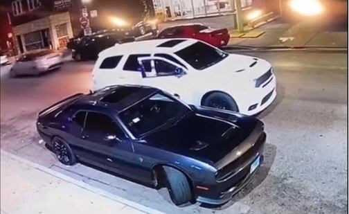 Украденный Dodge Challenger Hellcat. Креативная кража [ВИДЕО]