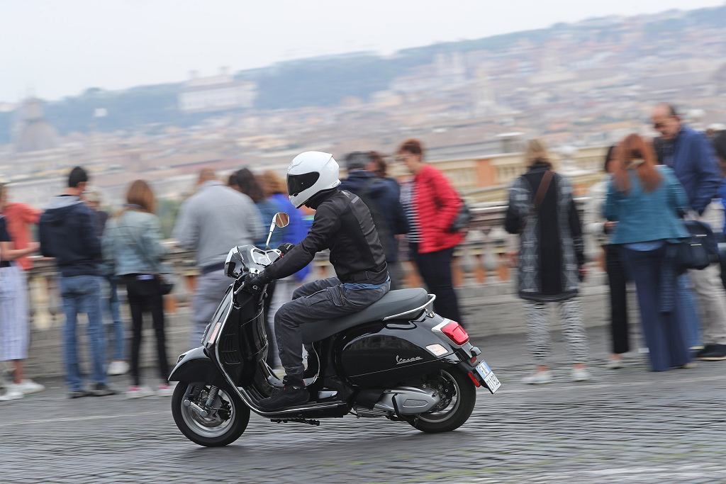 Мото на мотоцикле: Римские каникулы. Я проехал на новой Vespa GTS по вечному городу