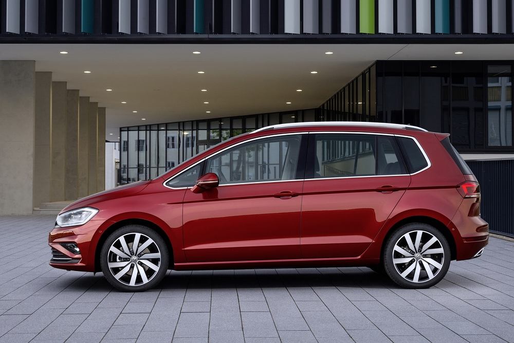 Volkswagen обновляет семейство Golf. Что нового?