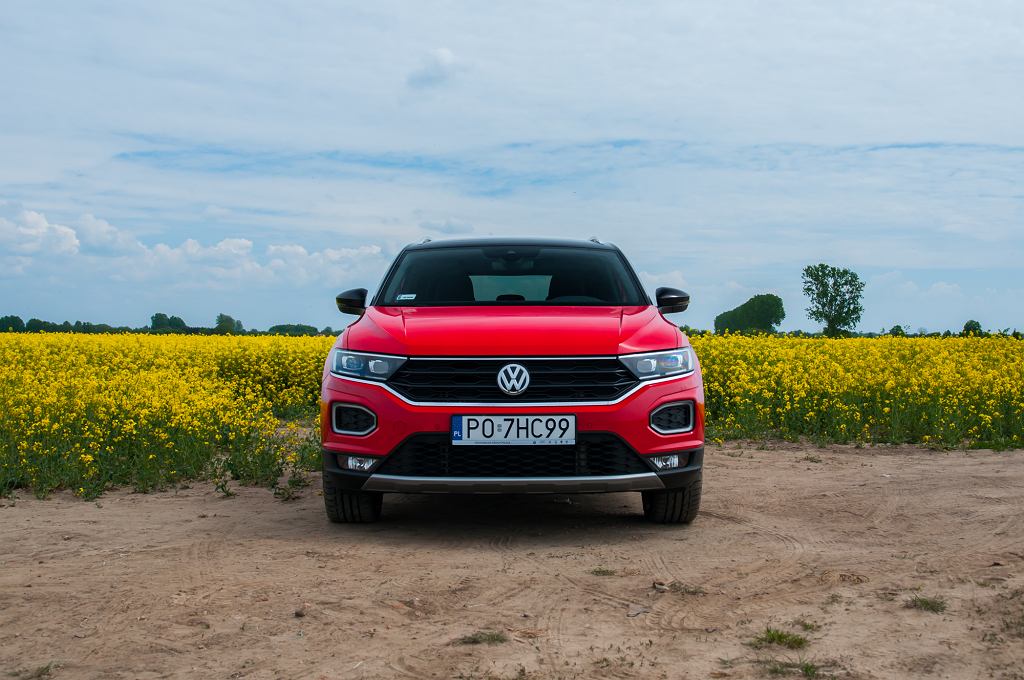 Мнения Moto.pl: Volkswagen T-Roc 2.0 TSI 190 л.с. 4Motion — стоит столько же, сколько компактный автомобиль, но он того стоит