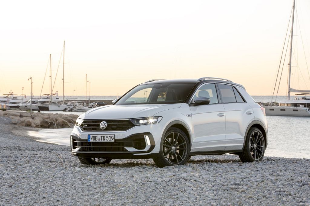 Volkswagen T-Roc R - цены в Польше. 300-сильный кроссовер оценен в 171 790 злотых.