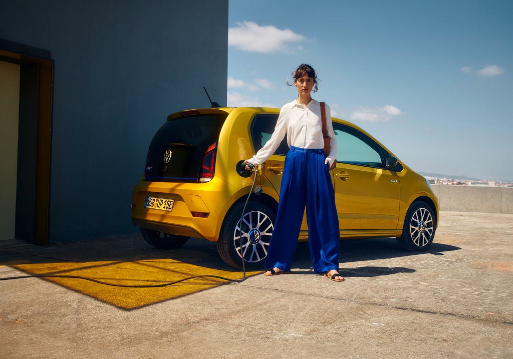 Новый Volkswagen e-up! с польскими ценами. Теперь это на 20 000 злотых дешевле.