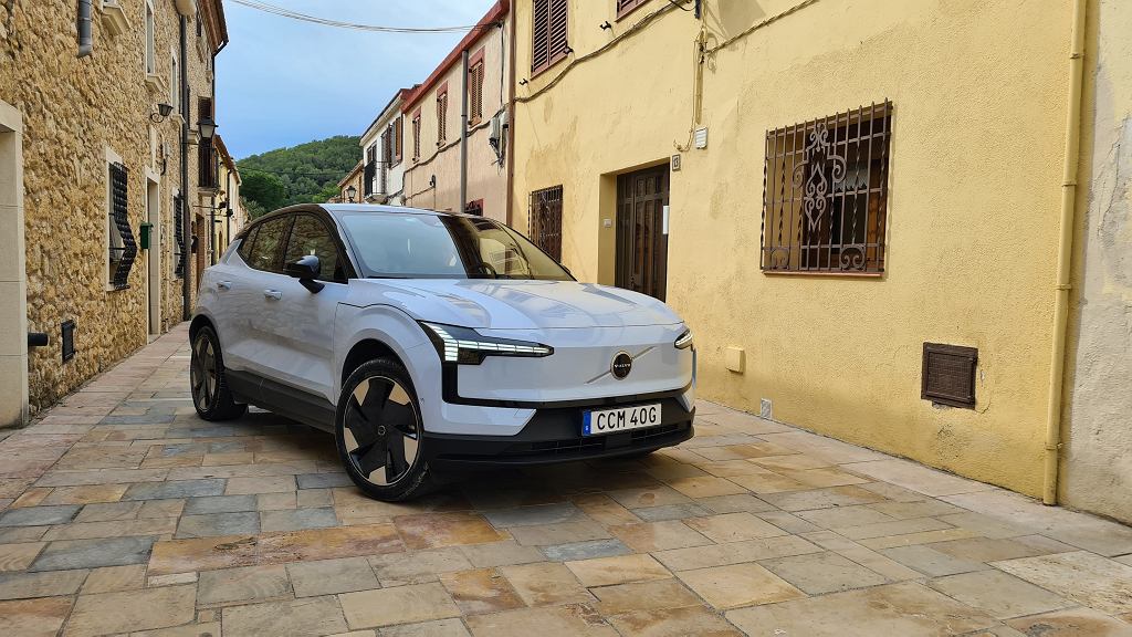 Volvo перенесет производство из Китая в Бельгию до введения пошлин ЕС