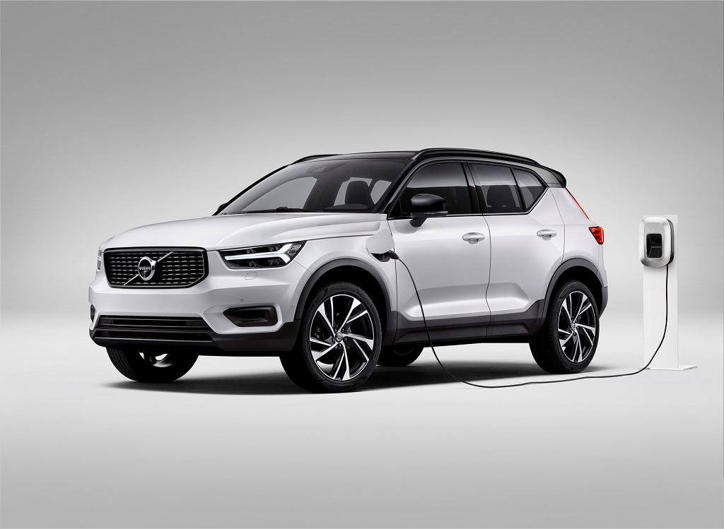 Директор Volvo скорее запретит продажу автомобилей с двигателем внутреннего сгорания, чем будет субсидировать электромобили