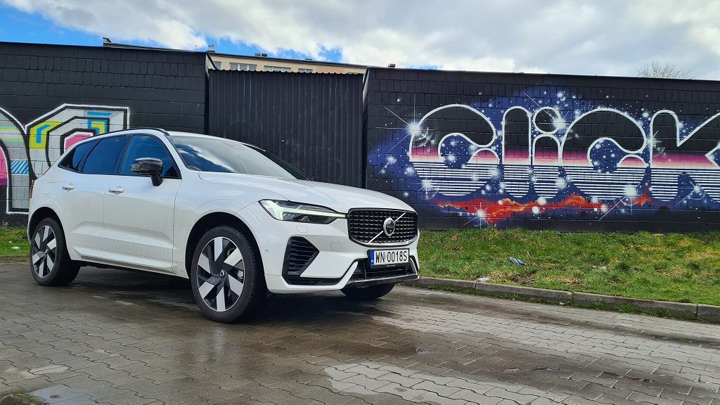 Volvo побила новые рекорды. Сколько вам придется заплатить за их самый большой бестселлер в Польше?