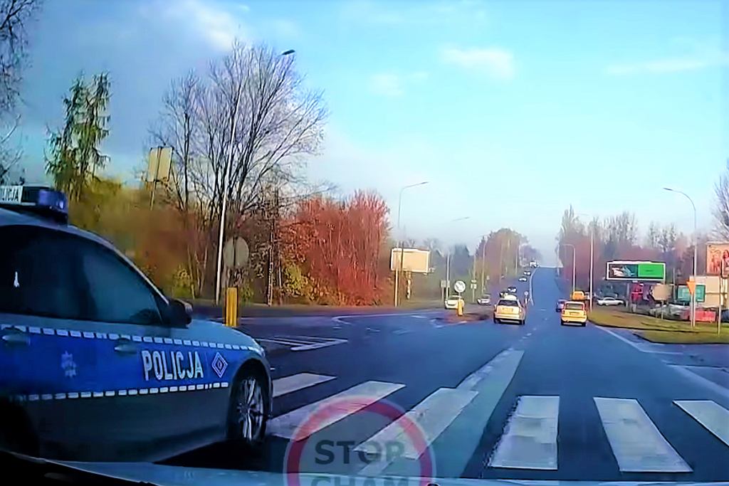 Это снова они. 15 штрафных баллов и штраф 1500 злотых полицейскому на BMW.
