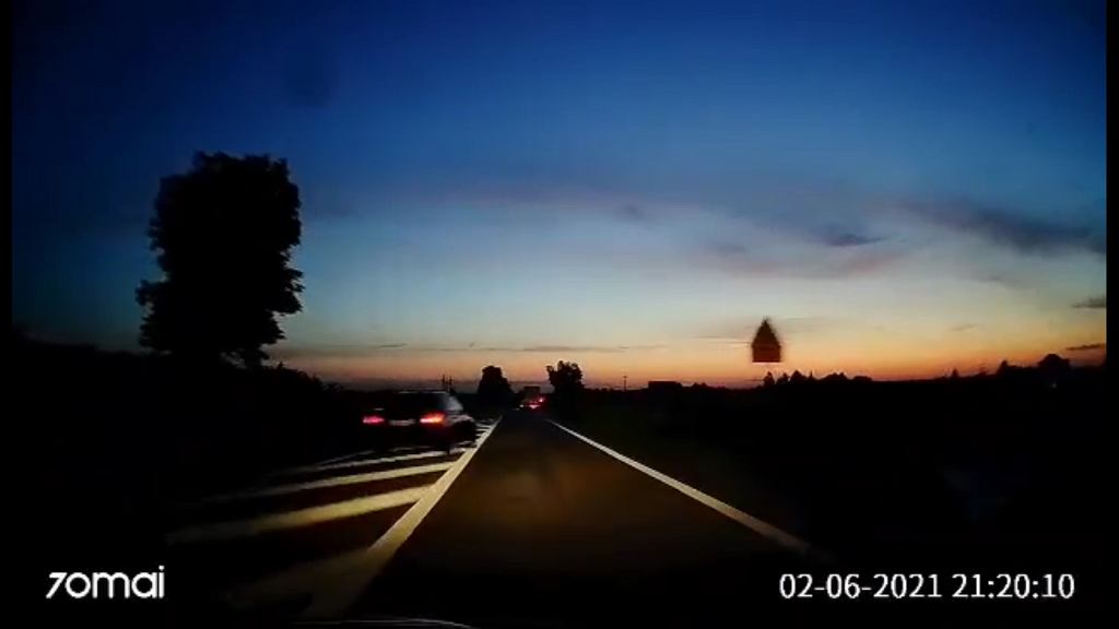 Он так спешил, что вылетел с дороги. ДТП в Люблине [ВИДЕО]