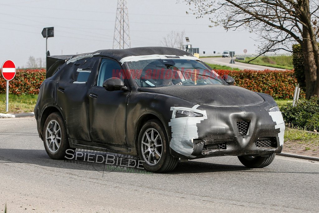 Прототипы | Alfa Romeo готовит внедорожник