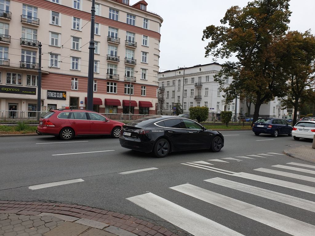 Варшава отремонтирует 2 миллиона квадратных метров дорожных знаков. Но пробки будут!
