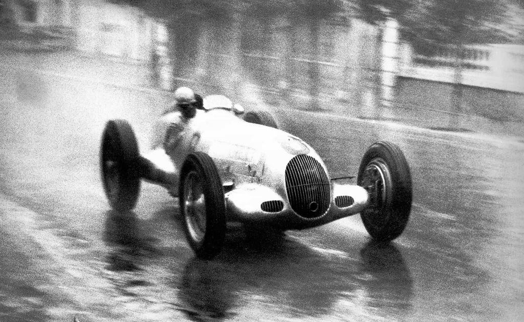 Рыцари Свастики, часть 15. Угасающее сияние трехконечной звезды.