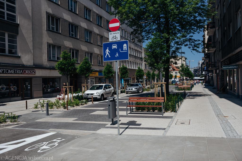 За знаком Д-40 действуют особые правила парковки. Вы можете получить билет в кратчайшие сроки