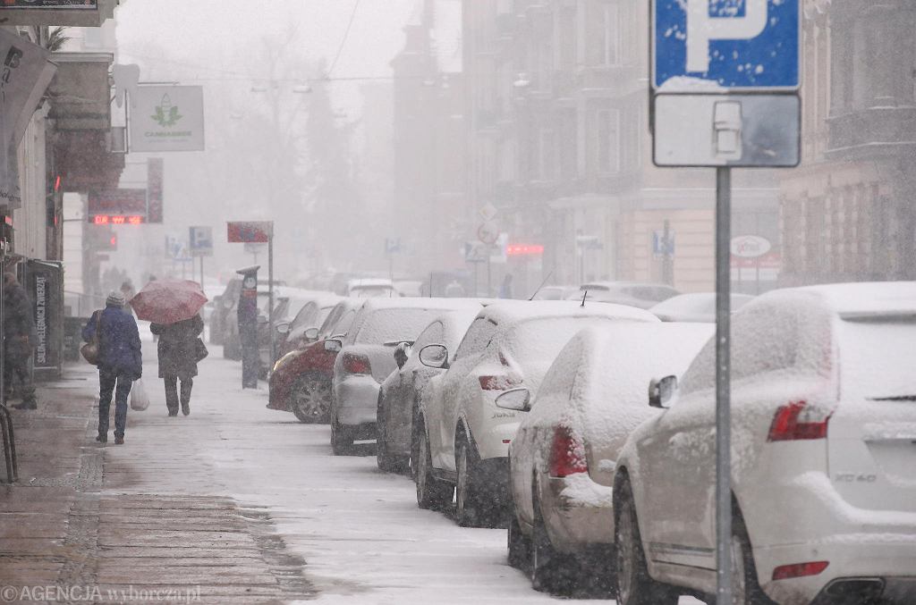 Как правильно прогреть двигатель в мороз? Многие водители допускают ошибки