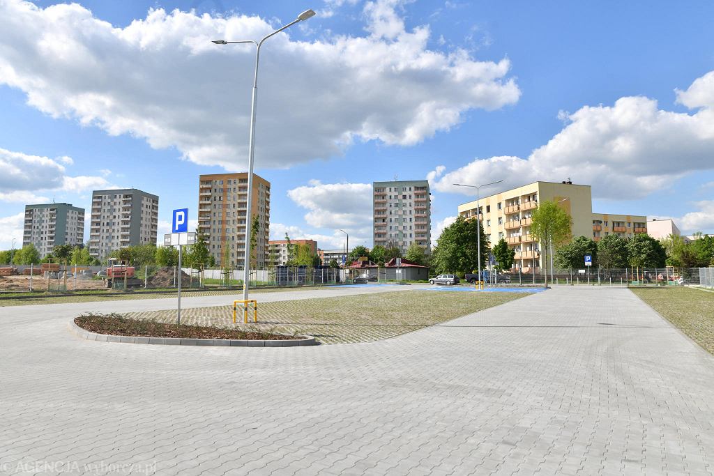 Водитель, припаркуйтесь внахлест. Это правило разблокирует парковки