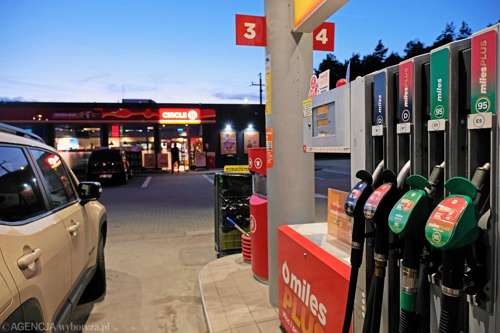 Сколько можно заработать на заправке? В это трудно поверить